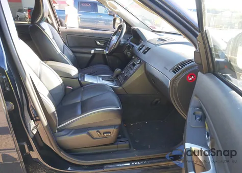 2011 Volvo Xc90 R Design from USA, damaged, VIN YV4952CT1B1600031